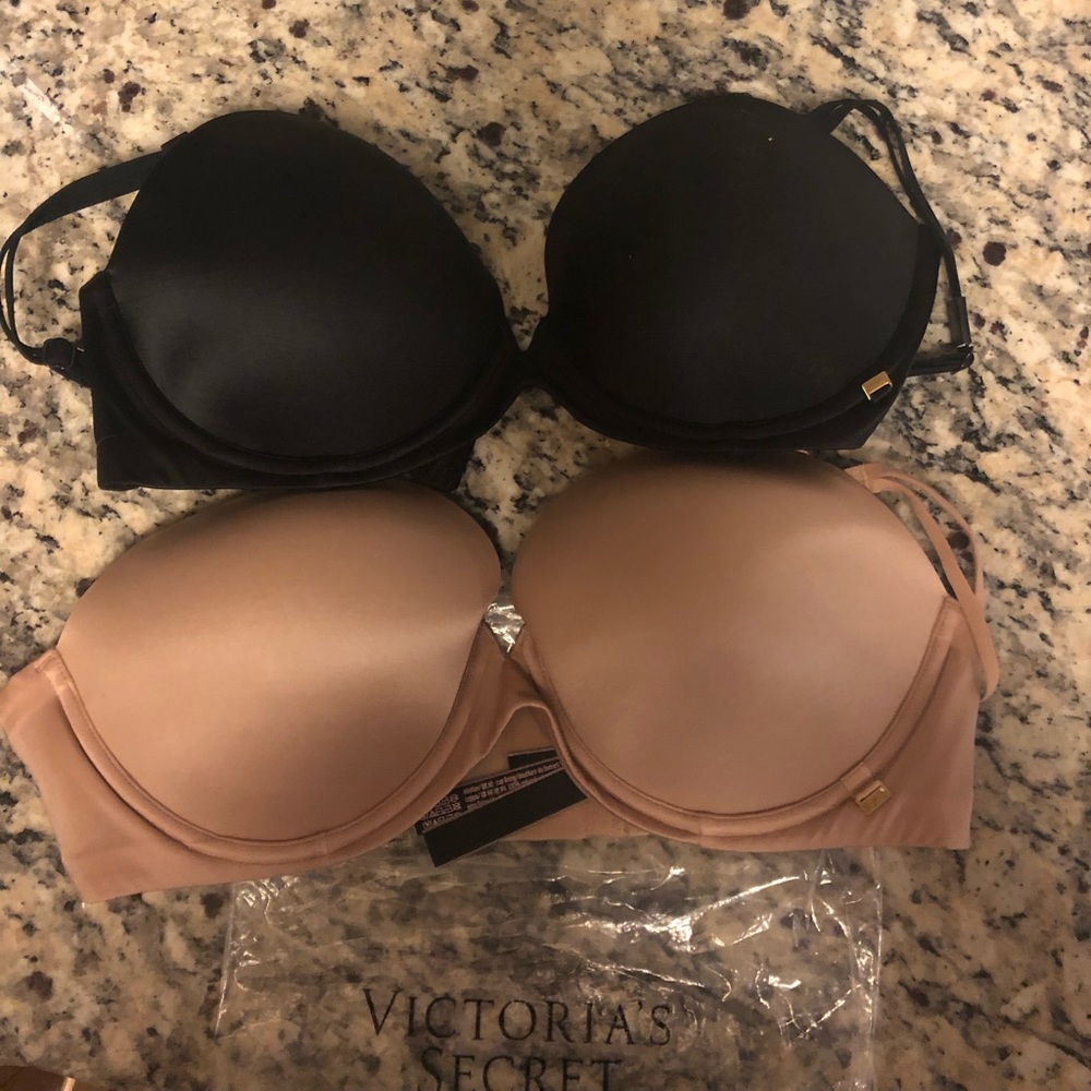 Victoria’s Secret Very Sexy bras